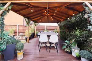 Seating Area- click for photo gallery